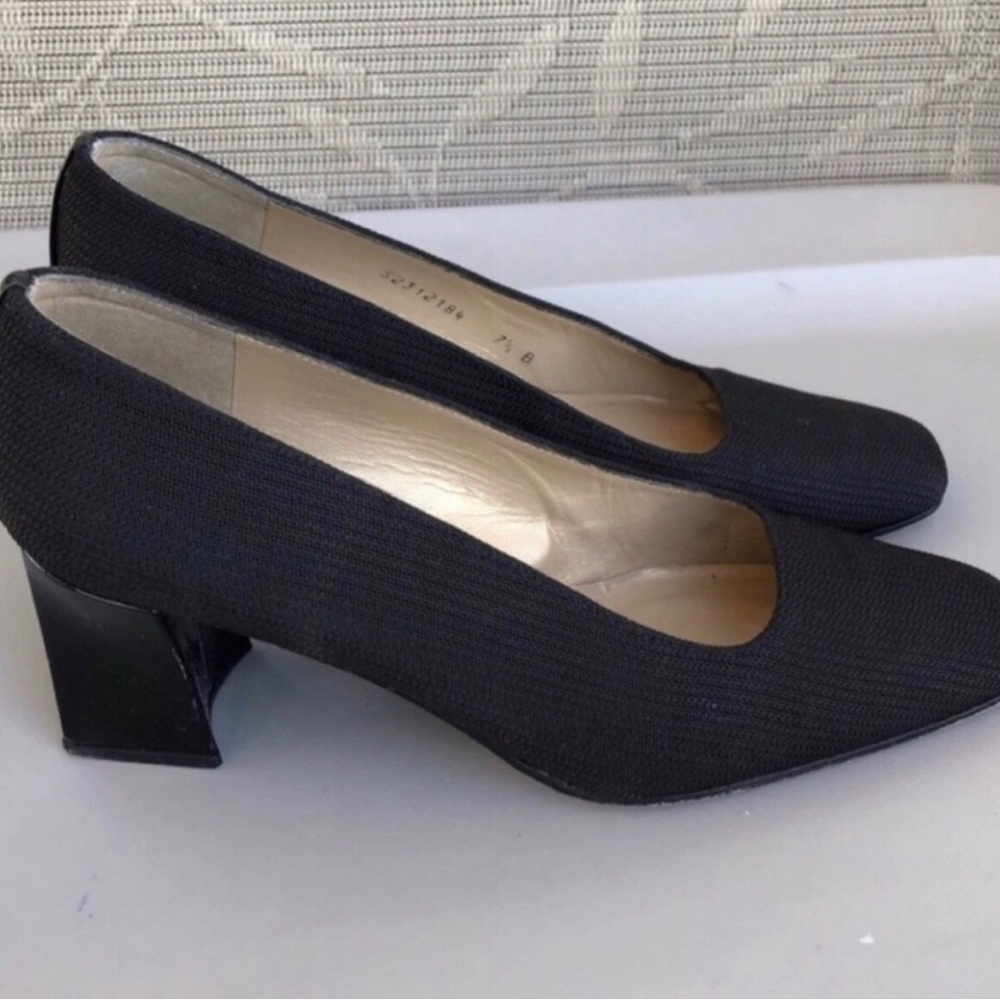 Stuart Weitzman Black Block Heels. Size 7.5